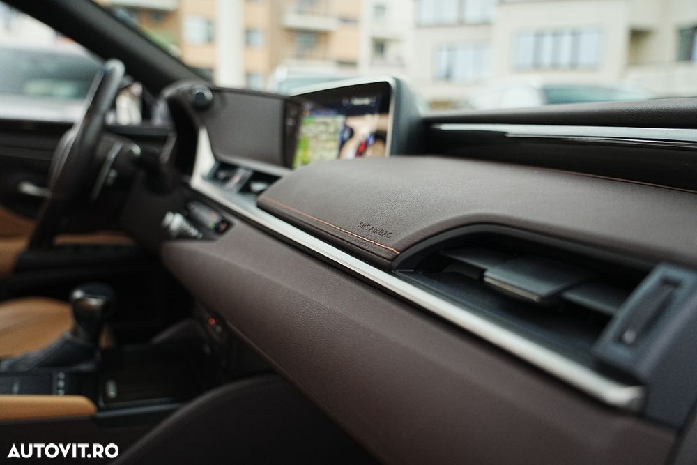 Lexus Seria ES 300h Style Edition - 15