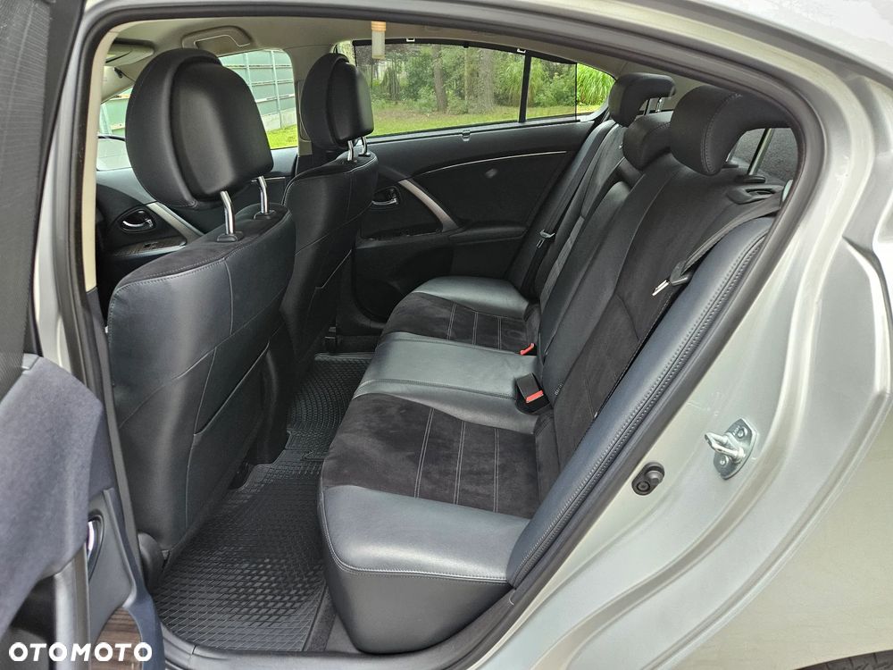 Toyota Avensis 1.8 Premium EU5 MS - 7