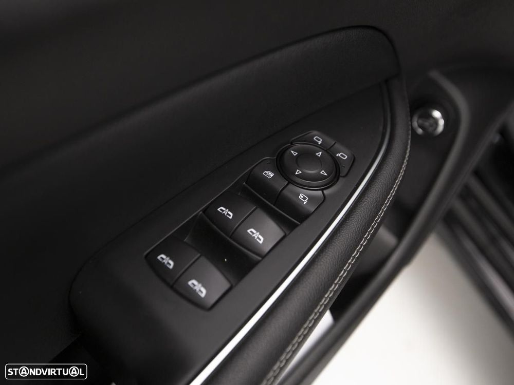 Opel Insignia Sports Tourer - 14