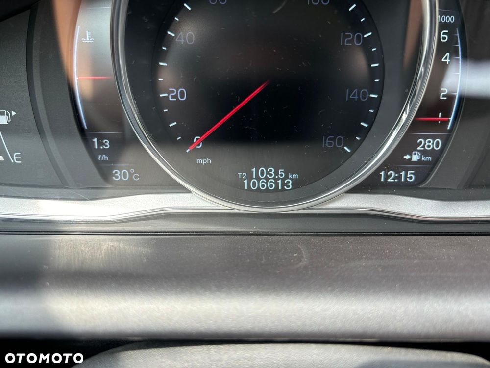 Volvo XC 60 T6 AWD Drive-E Momentum - 24