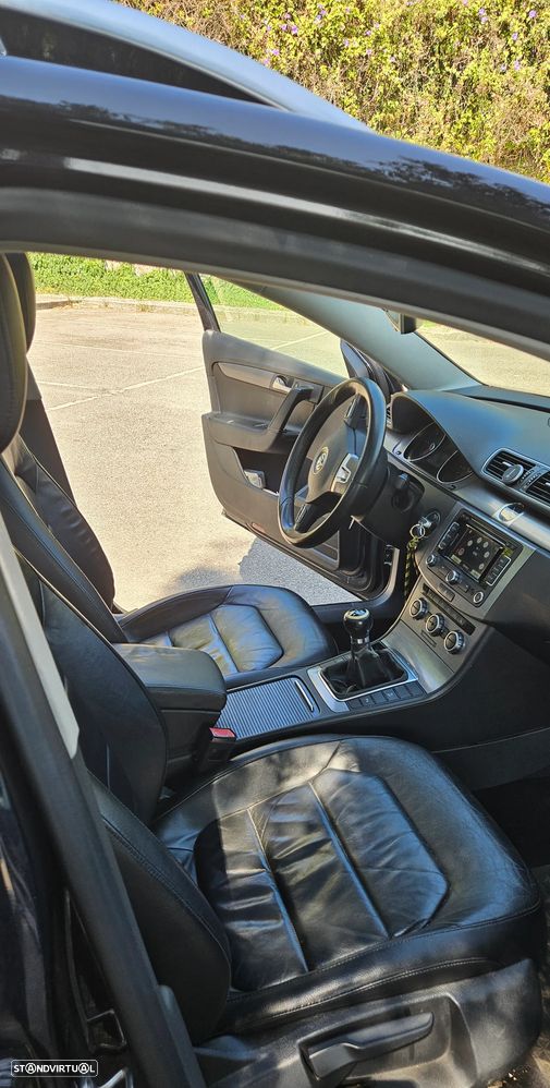 VW Passat Variant 1.6 TDI BlueMotion Comfortline - 12