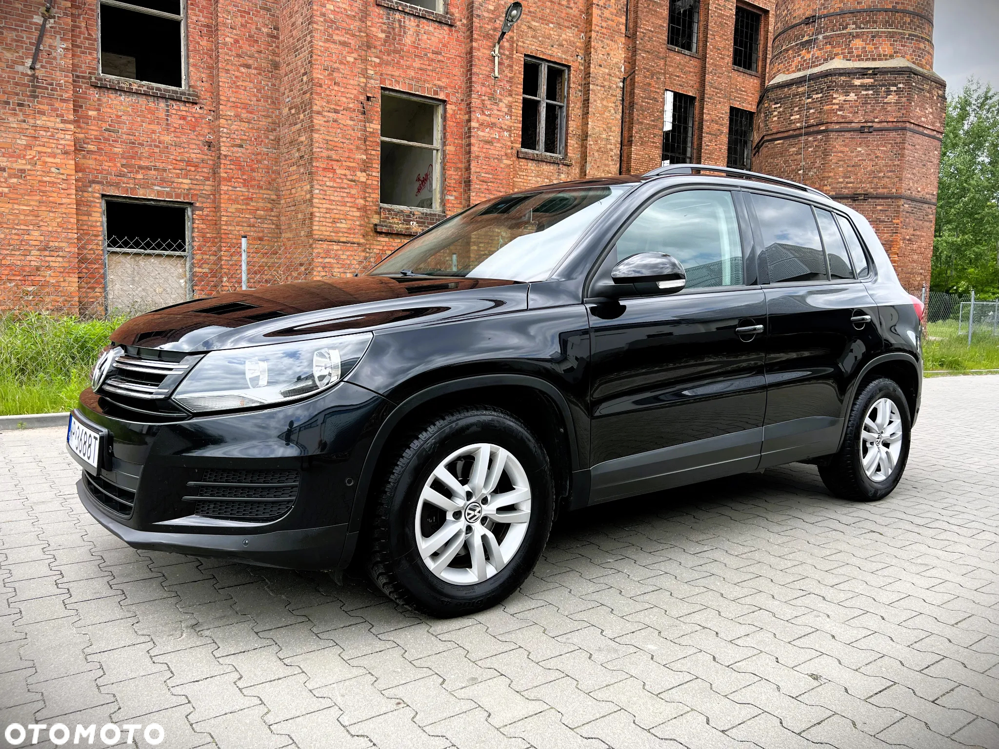 Volkswagen Tiguan - 2