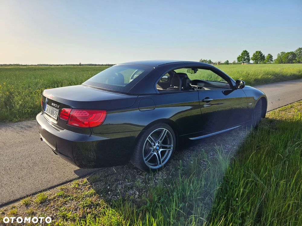 BMW Seria 3 320d DPF M Sport Edition - 12