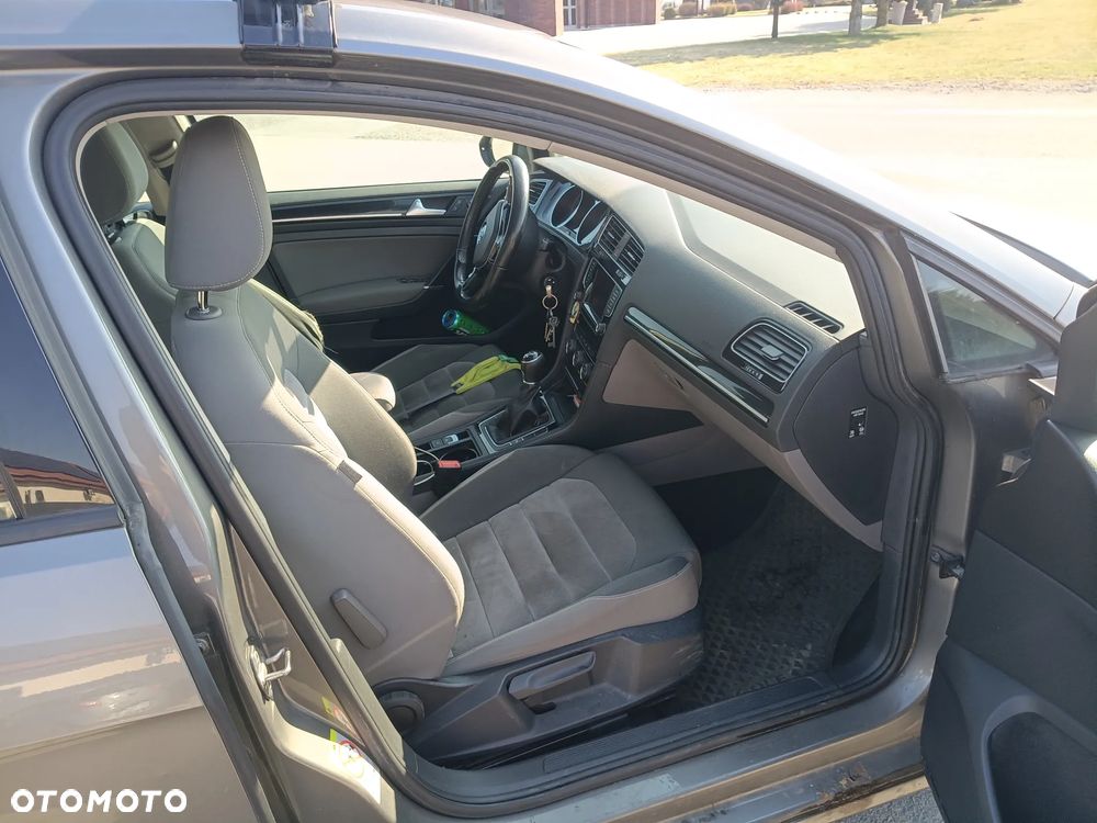 Volkswagen Golf 1.4 TSI BMT Comfortline - 16