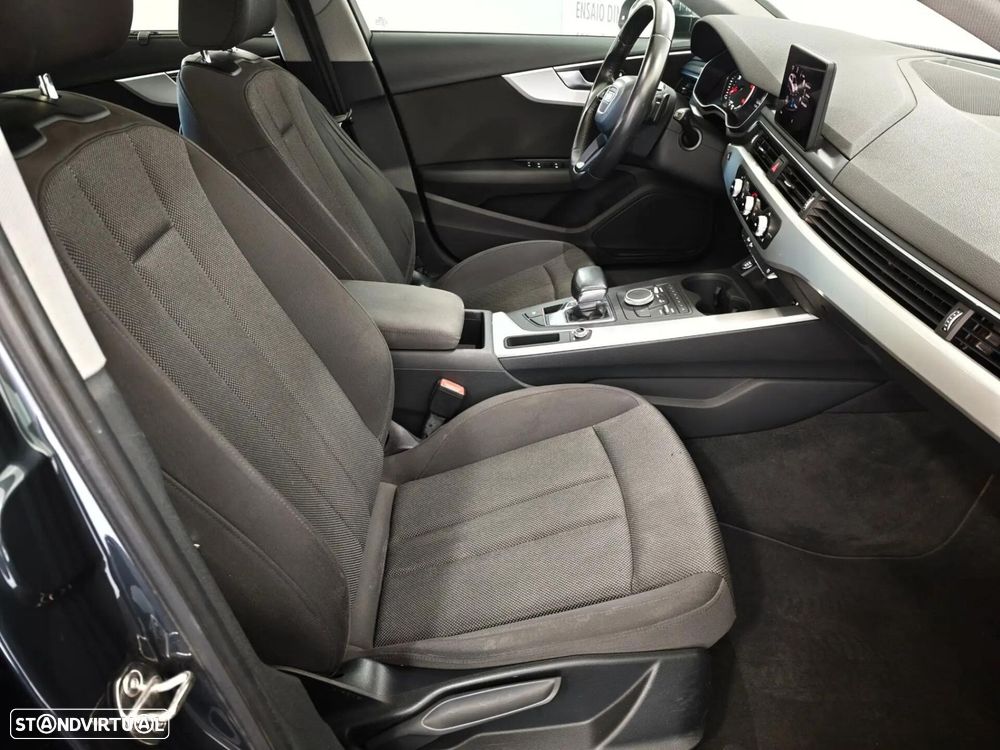 Audi A4 Avant 2.0 TDI Advance S tronic - 27
