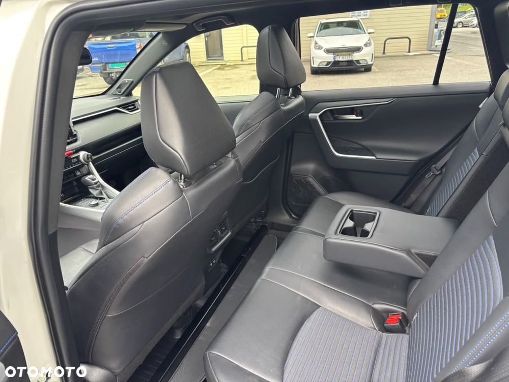 Toyota RAV4 2.5 4x4 Lounge - 13