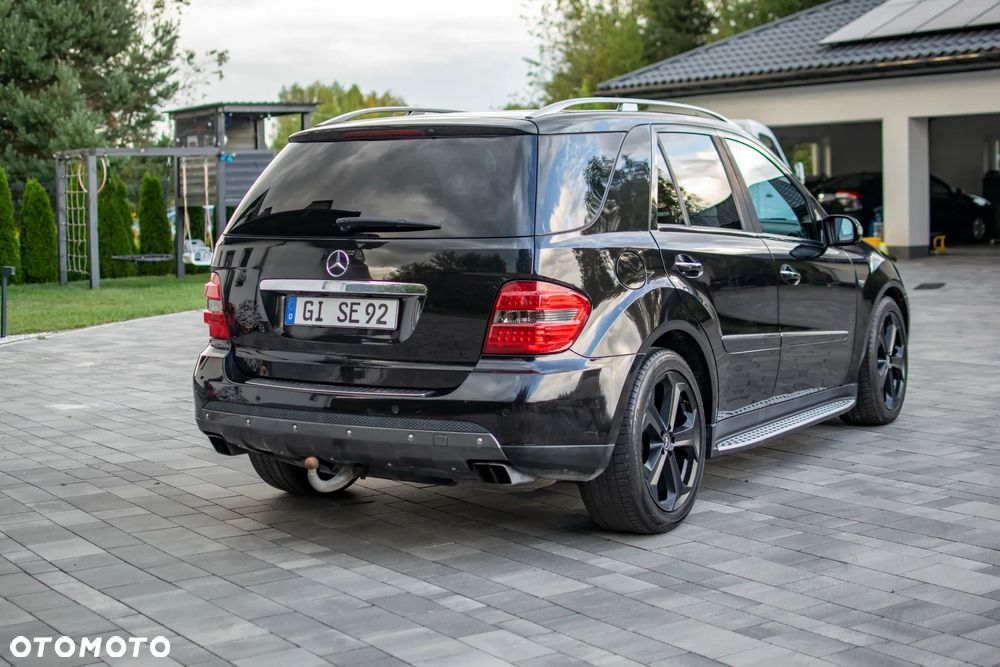 Mercedes-Benz ML - 9