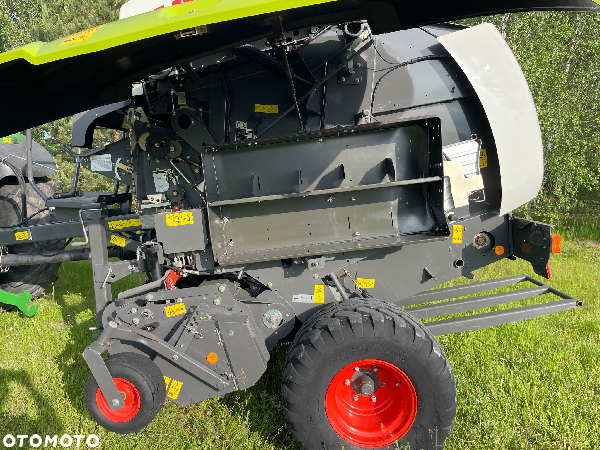 Claas Variant 380 - 15