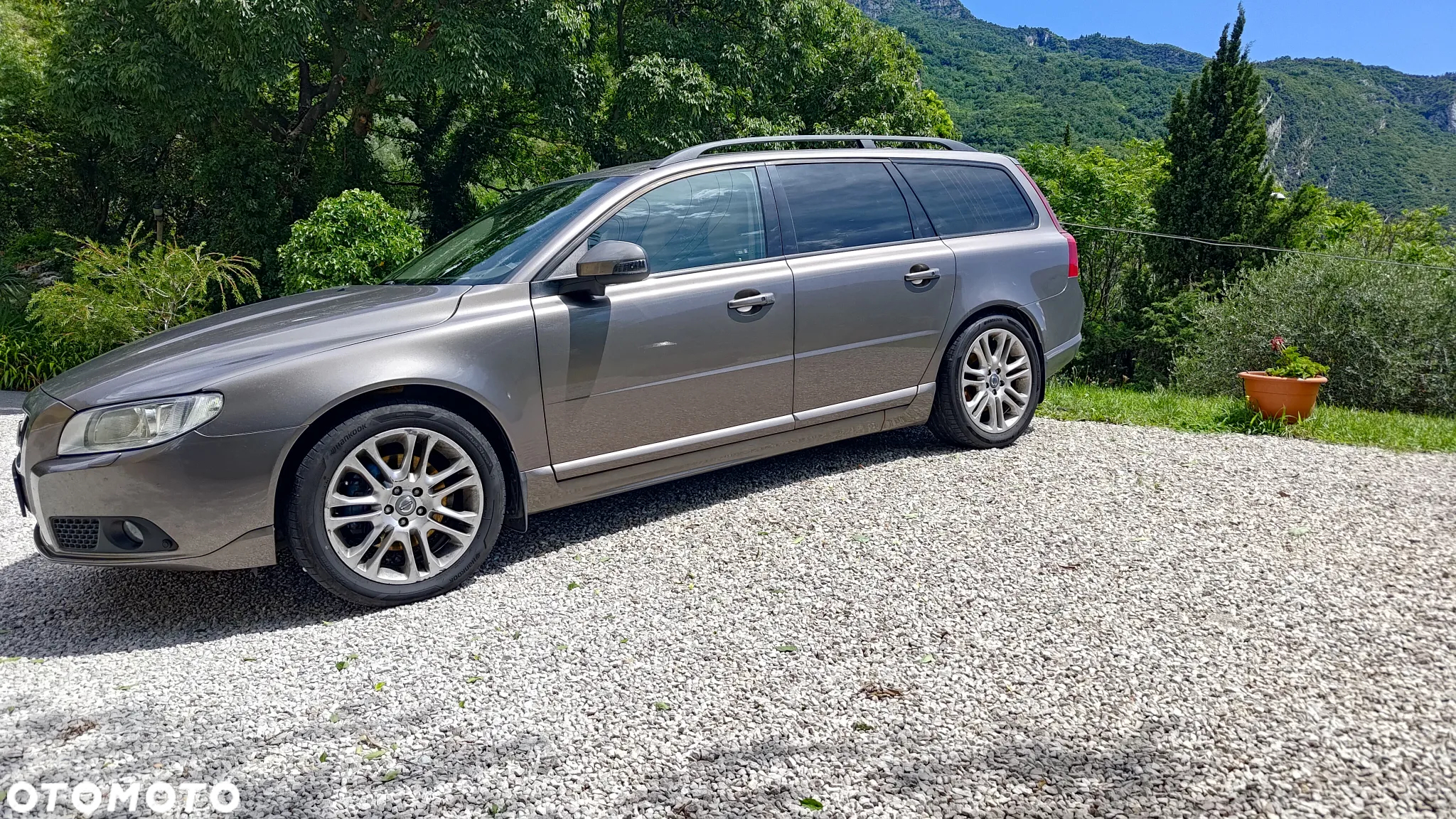 Volvo V70 T6 AWD Geartronic Momentum - 2