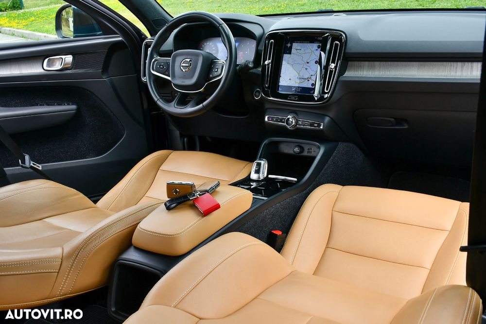 Volvo XC 40 D3 AWD Inscription - 8