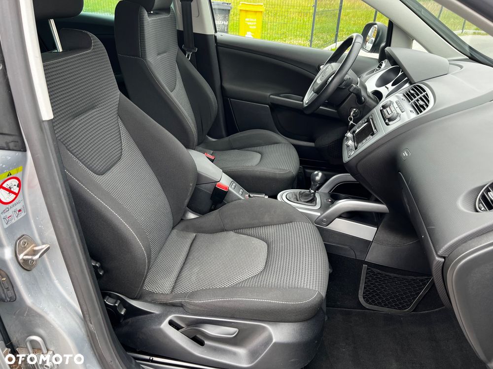 Seat Altea XL 2.0 TDI DPF DSG Stylance - 23