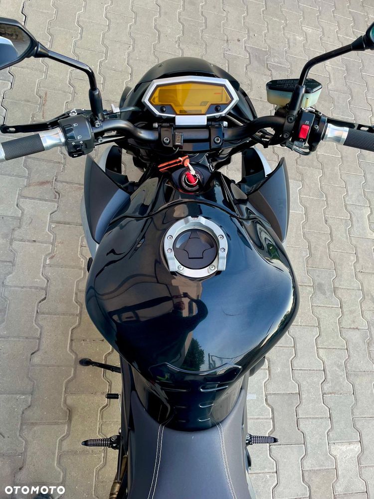 Kawasaki Z - 15