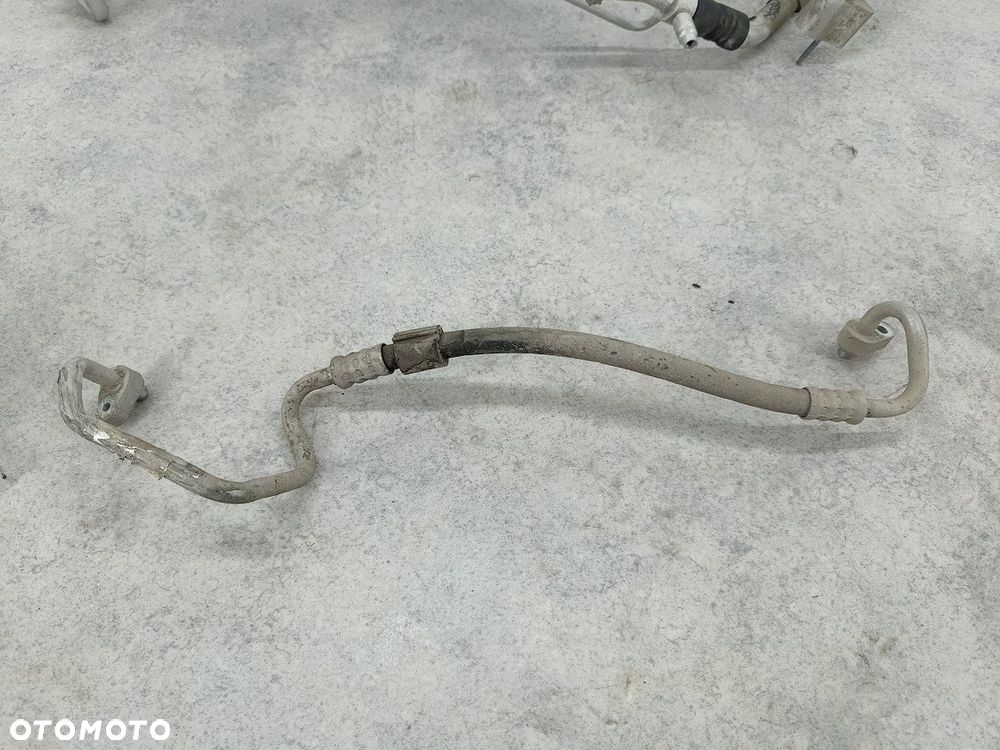 PRZEWODY KLIMATYZACJI MERCEDES W205 A2058305702  A2058306301  A2058305604 - 6