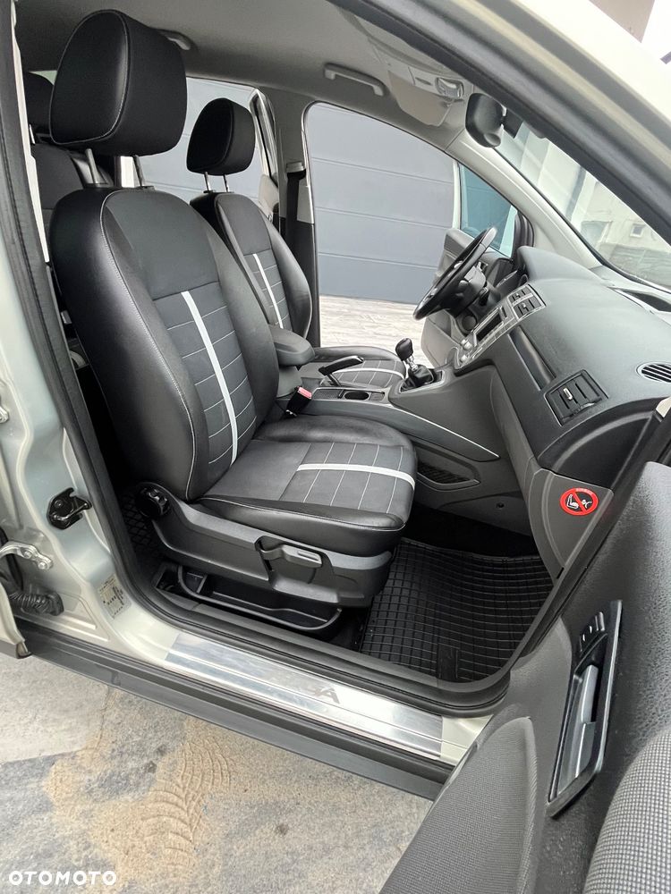 Ford Kuga 2.0 TDCi Titanium - 12