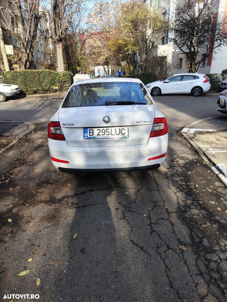 Skoda Octavia 1.6 TDI Classic - 6