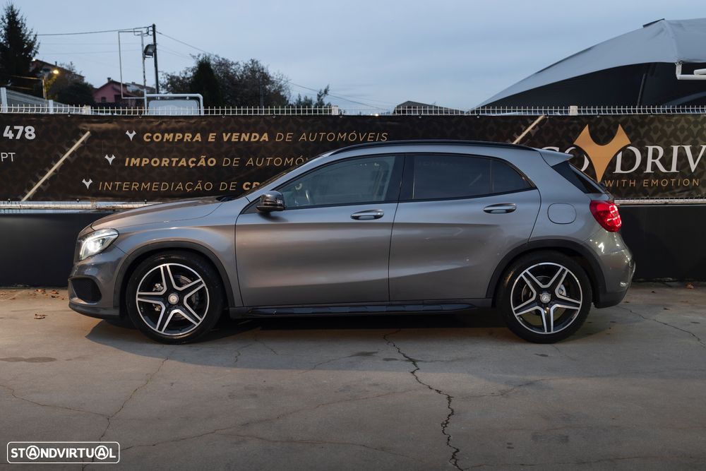 Mercedes-Benz GLA 220 d 4Matic 7G-DCT AMG Line - 2