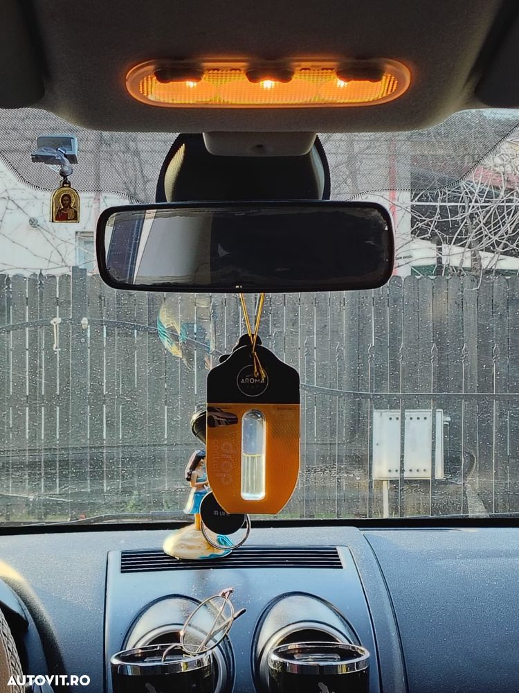 Nissan Qashqai 1.5 DCI visia - 12