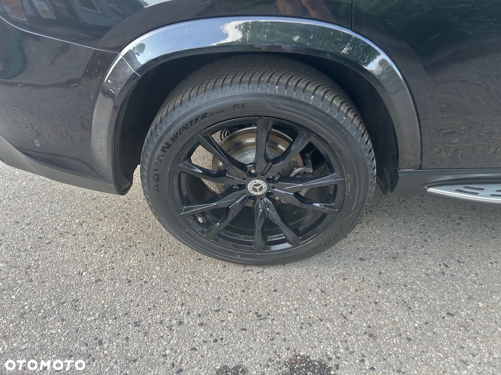 Mercedes-Benz GLS - 39