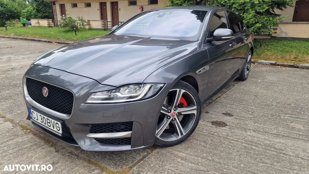 Jaguar XF - 39