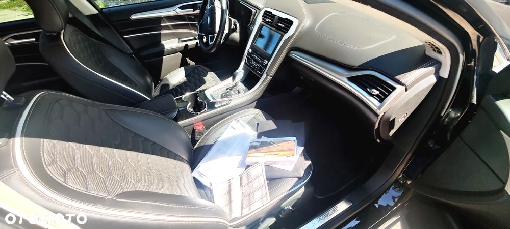 Ford Mondeo Vignale 2.0 TDCi PowerShift - 22