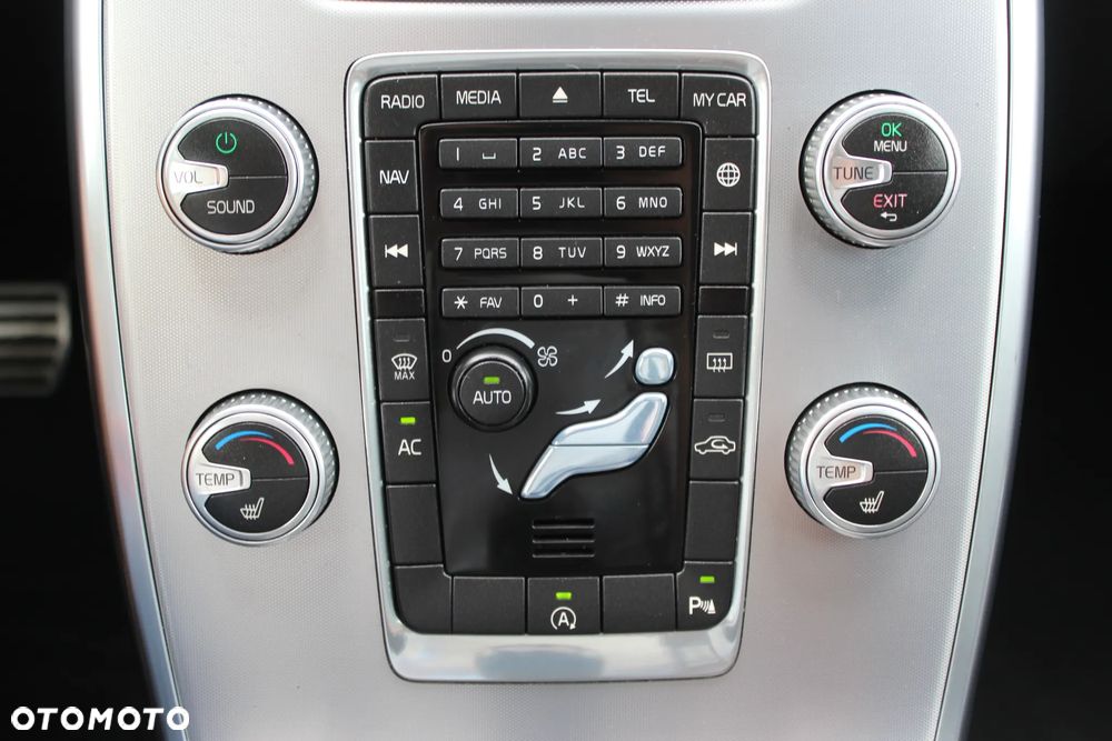 Volvo V70 D3 Drive-E Kinetic - 19