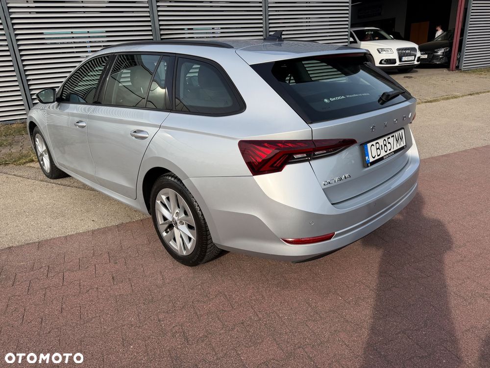 Skoda Octavia 2.0 TDI Ambition - 14