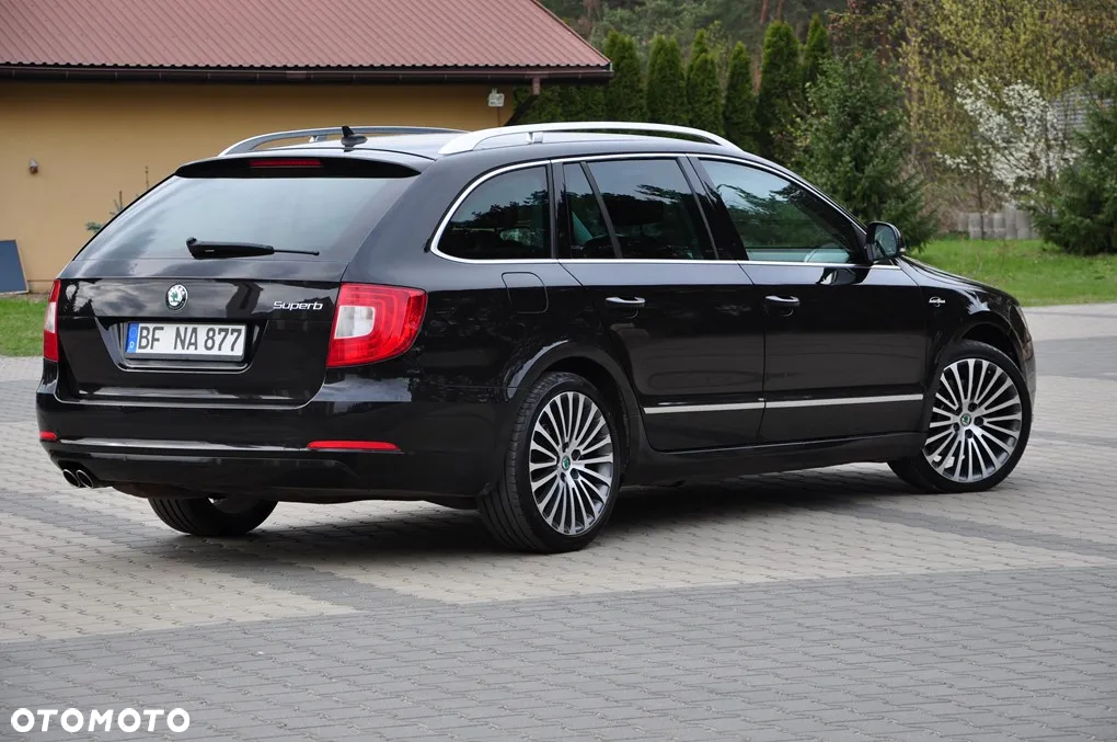 Skoda Superb 2.0 TDI L&K DSG - 10