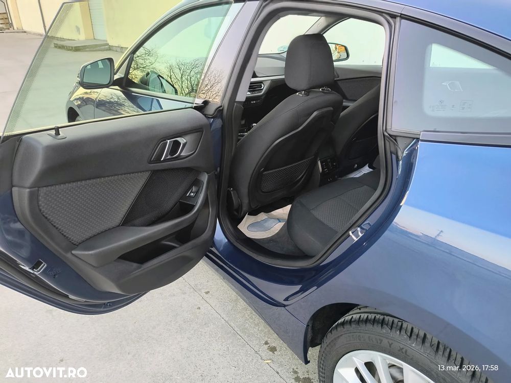 BMW Seria 2 218i Aut. Advantage - 8