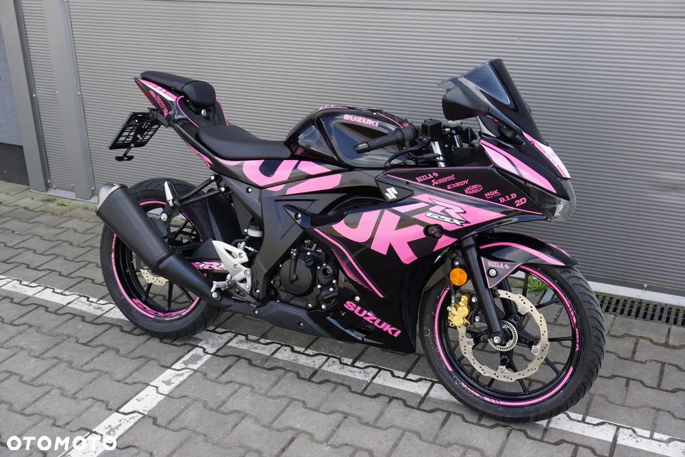 Suzuki GSX - 1