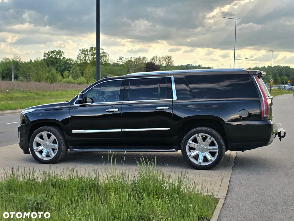 Cadillac Escalade ESV 6.2 V8 AWD AT Premium - 11