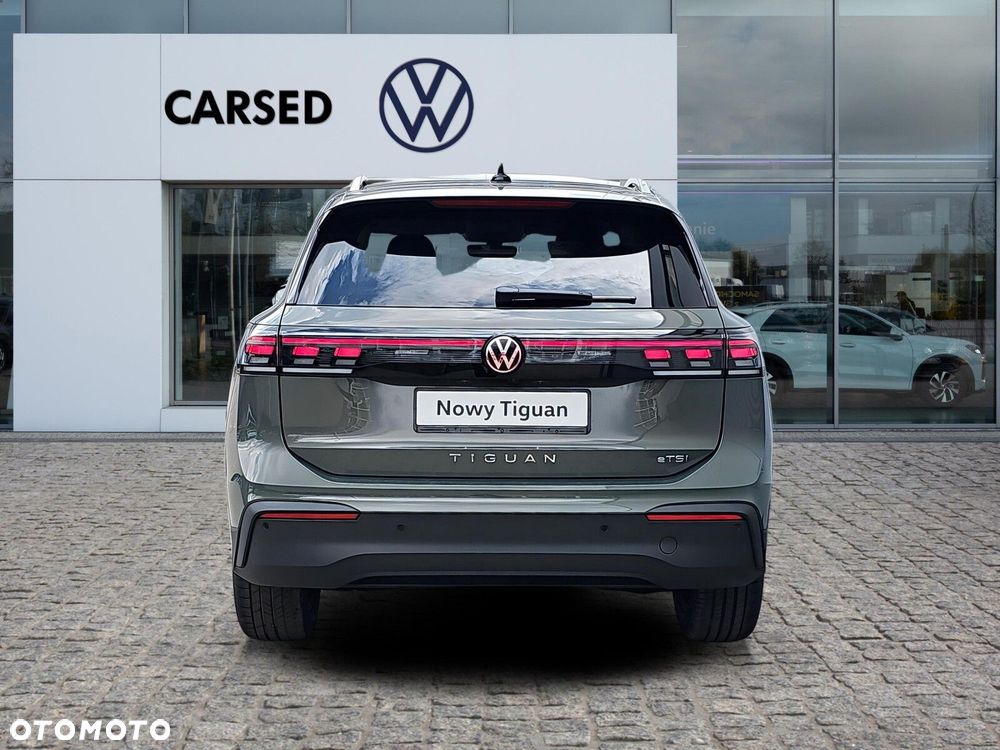 Volkswagen Tiguan - 7