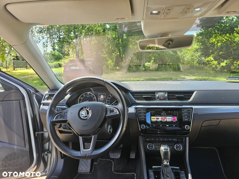 Skoda Superb 2.0 TSI DSG Ambition - 29