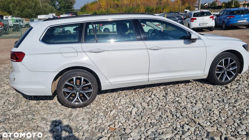 Volkswagen Passat - 5