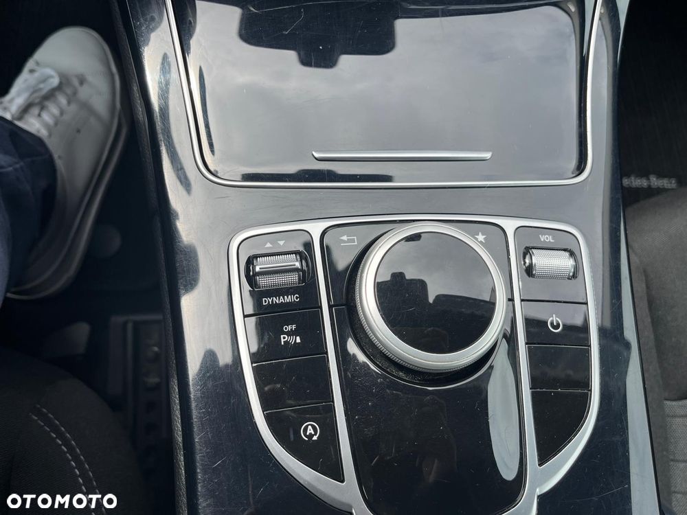 Mercedes-Benz Klasa C 160 Business Edition 9G-TRONIC - 11