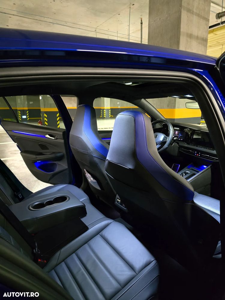 Volkswagen Golf - 12