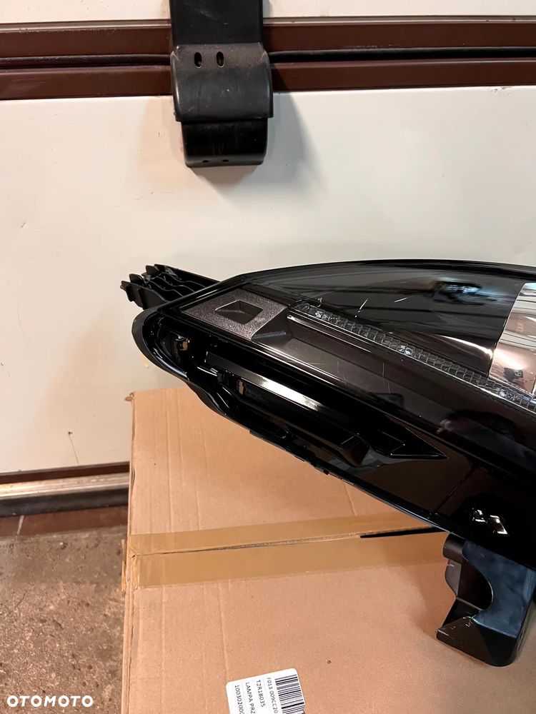 JAGUAR F-TYPE X152 2013-2016 LAMPA PRAWY PRZÓD PRAWA PRZEDNIA BI-XENON SKRĘTNY EX53-13W029-EE EX53-13W029 T2R18035 - 2