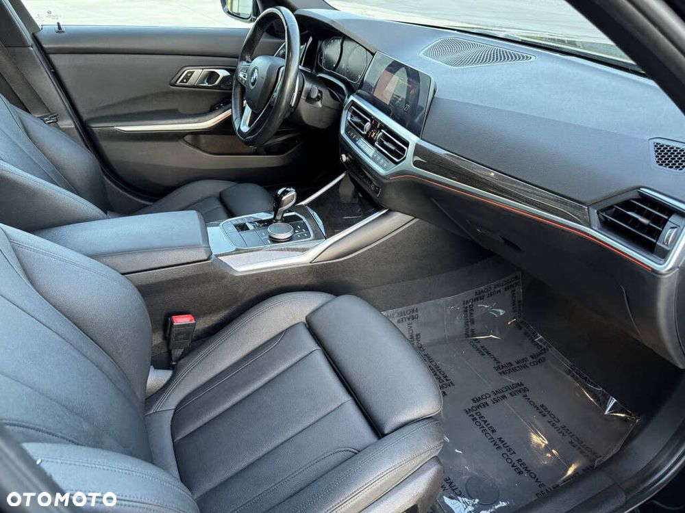 BMW Seria 3 330i M Sport sport - 20