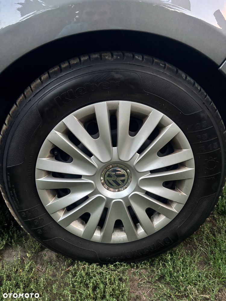 Volkswagen Golf 1.6 Highline - 12