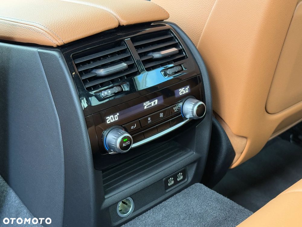 BMW Seria 5 - 23