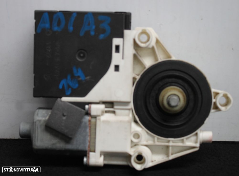 MOTOR ELEVATÓRIO DO VIDRO DIANTEIRO ESQUERDO AUDI A3 - 2