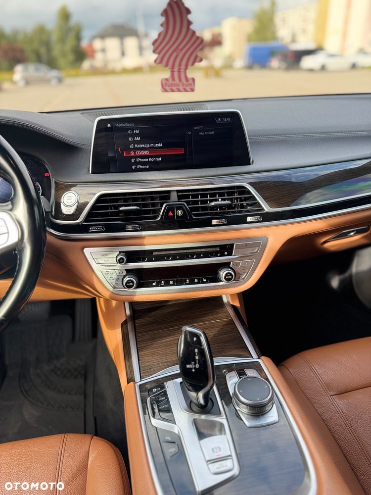 BMW Seria 7 730d - 13