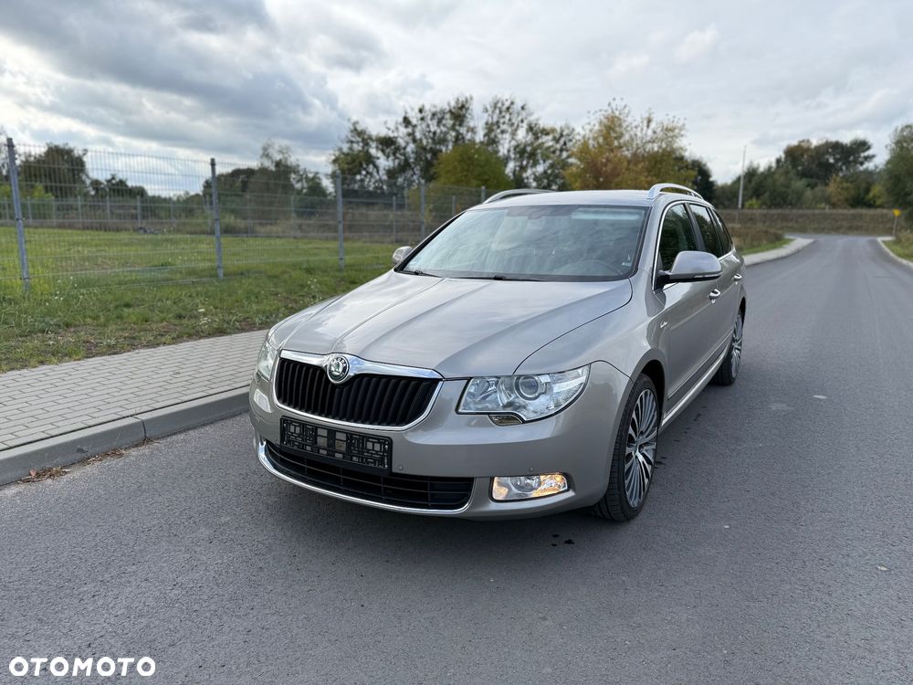 Skoda Superb 2.0 TDI L&K - 33
