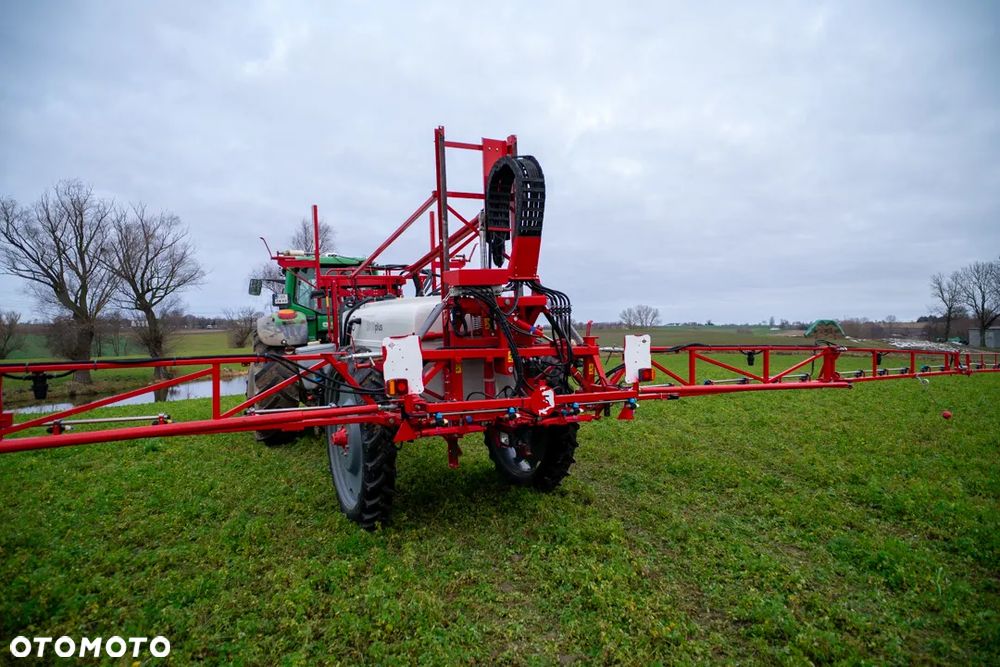 Unia UNIA PILMET PLUS – 2000 L OPRYSKIWACZ 1 WŁAŚCICIEL - 29