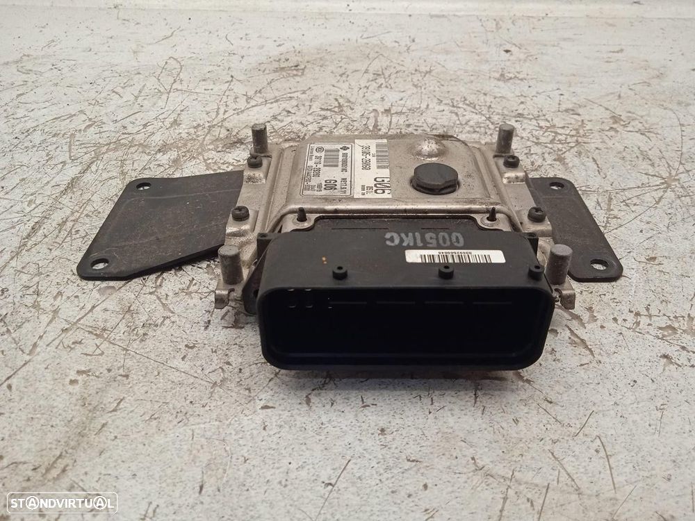 CENTRALINA MOTOR UCE KIA CEED FASTBACK 2010 - 4