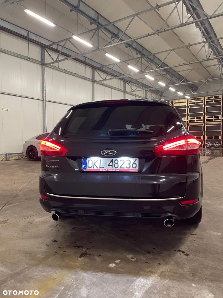 Ford Mondeo 2.0 T Titanium - 12