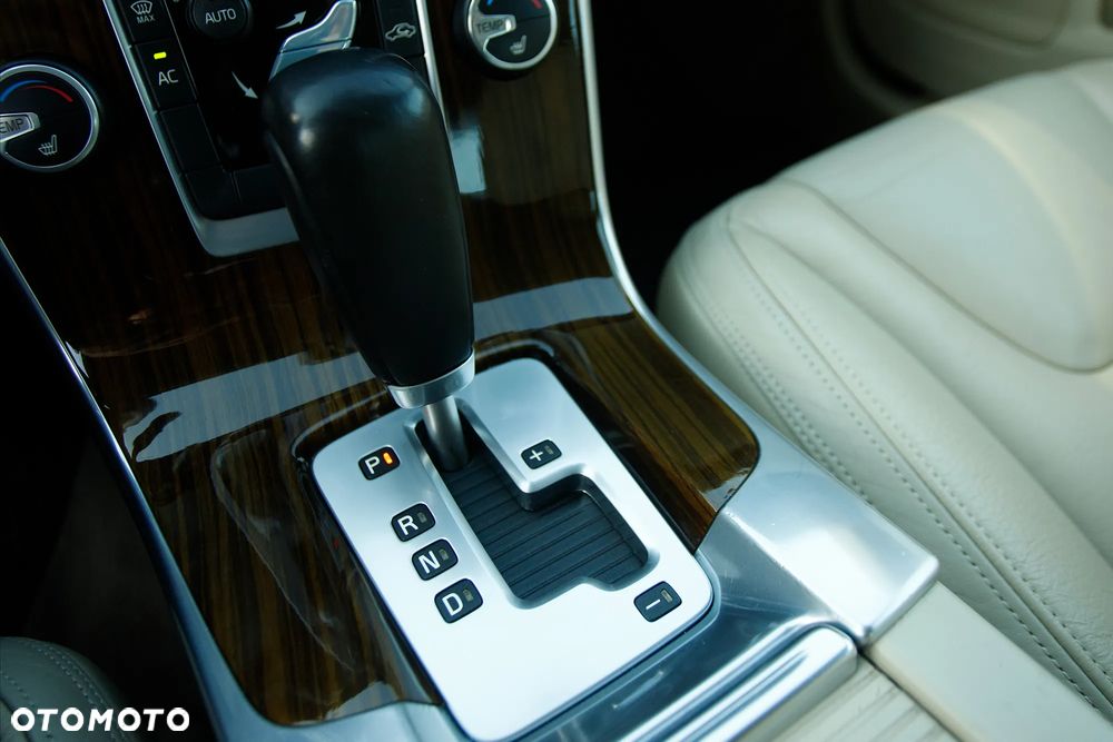 Volvo S60 T6 AWD Summum - 29