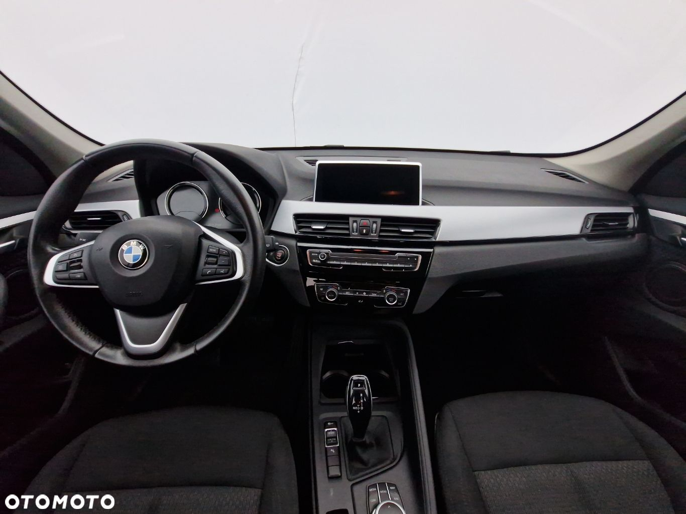 BMW X1 sDrive16d - 16