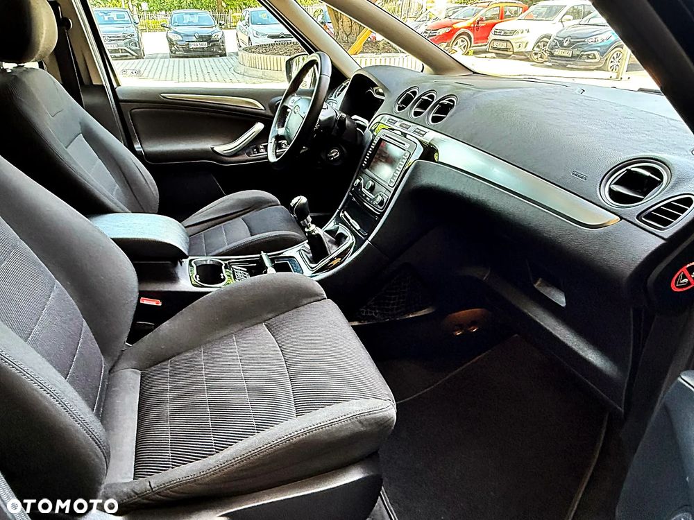 Ford S-Max 2.0 TDCi DPF Titanium - 19
