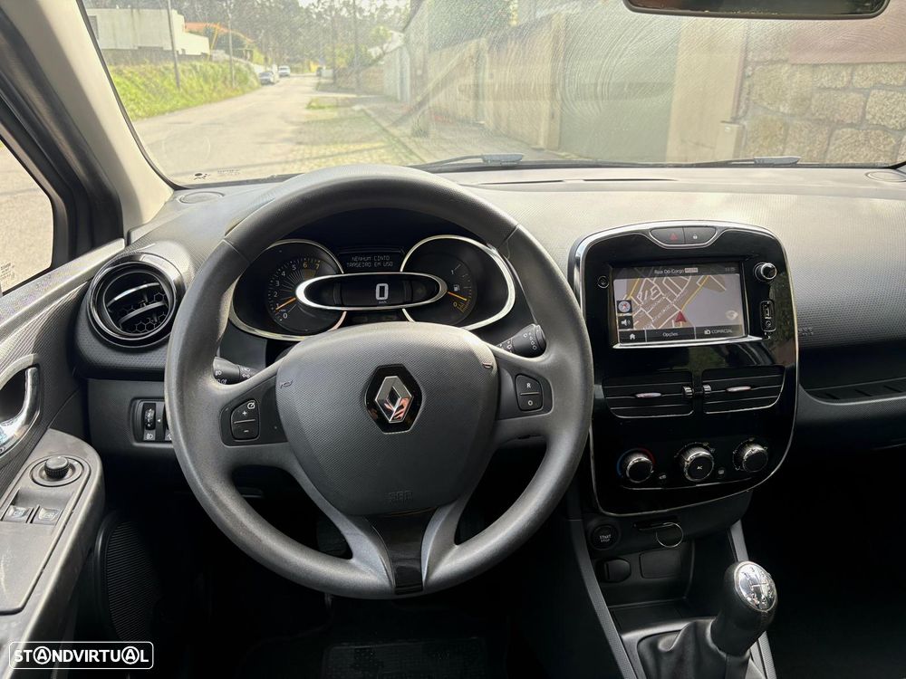 Renault Clio 0.9 TCE Dynamique S - 23