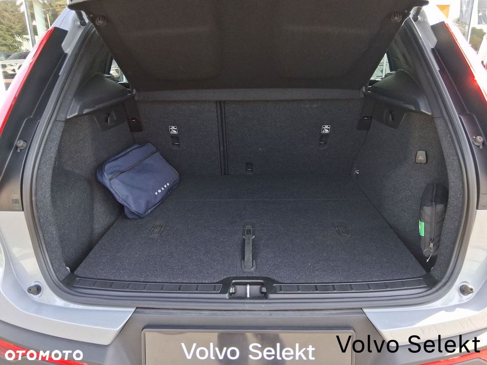 Volvo XC 40 - 24